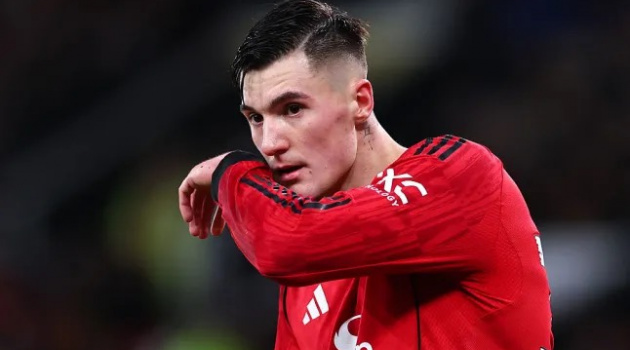 Canh bạc Sesko đang khiến Man Utd trả giá đắt