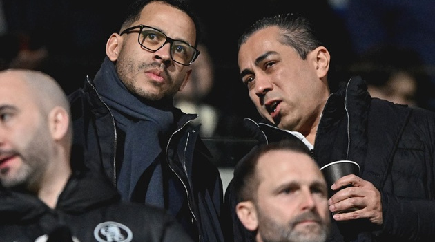 Rosenior đối mặt núi thách thức ở Chelsea