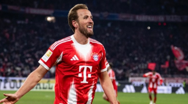 Harry Kane nổ súng, Bayern Munich hủy diệt Wolfsburg 8-1