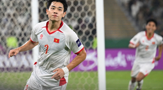 HLV Phạm Minh Đức thán phục bản lĩnh U23 Việt Nam