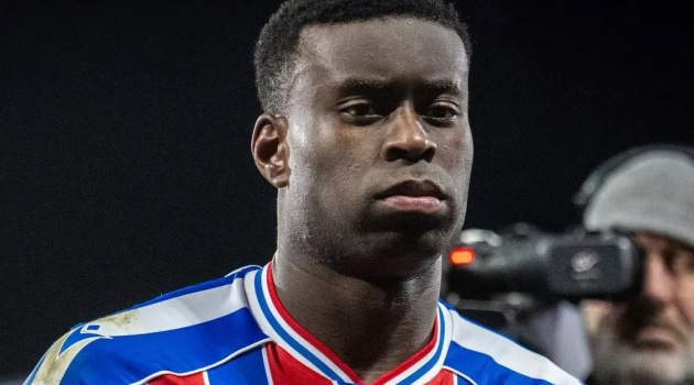 Max Eberl liên tục gọi điện chèo kéo Marc Guehi