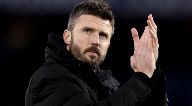 14 ngày điên rồ đưa Carrick từ thiên đường về ghế nóng MU