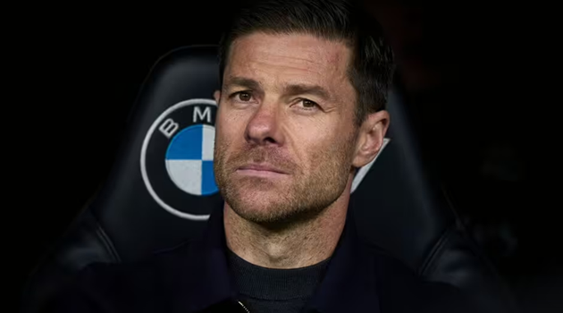 Man City cướp Alonso là kịch bản tàn khốc với Liverpool