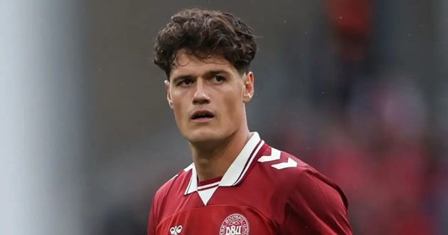 Norgaard chấp nhận làm kép phụ tại Arsenal