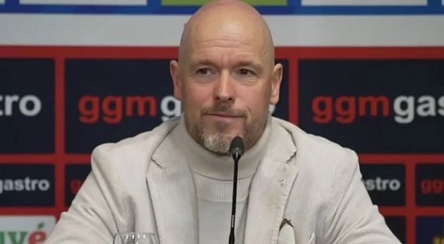 Ten Hag chê giới chủ Man Utd thiếu kiến thức chuyên môn