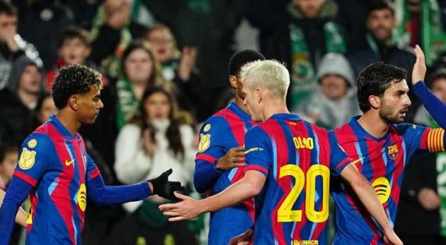 5 dấu ấn Racing 0-2 Barcelona: Yamal chói sáng; Kép phụ lên tiếng