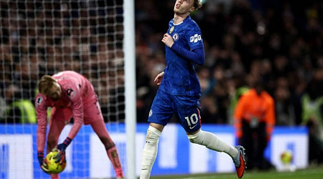 Kelleher biếu phạt đền, Palmer trừng phạt Brentford