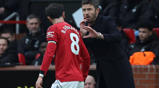 Carrick ca ngợi sự thông minh của Bruno trước Man City