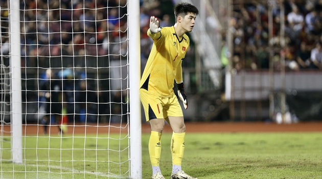 Vũ khí 1m91 giúp U23 Việt Nam không ngại 'đấu súng'