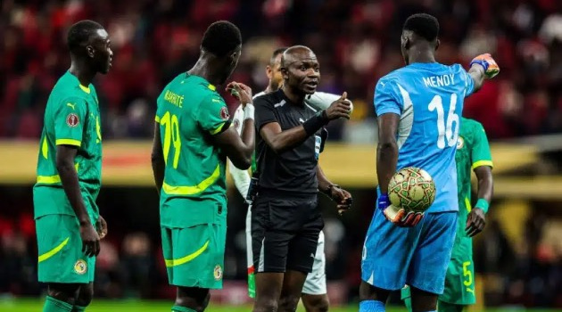 Senegal đối mặt án phạt nặng sau màn dọa bỏ thi đấu