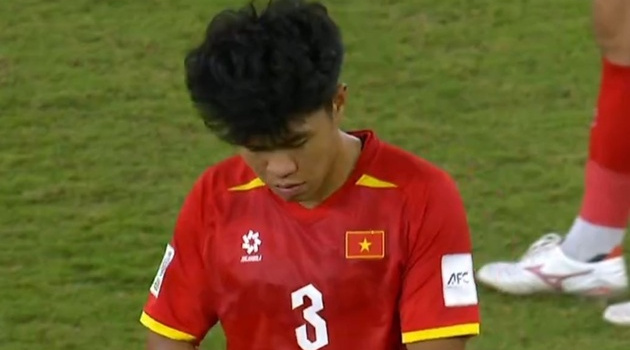 Lý Đức gây thất vọng khiến U23 Việt Nam sụp đổ