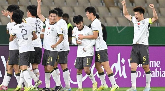 Hạ U23 VN, đội trưởng Trung Quốc tuyên bố mang cúp về nhà