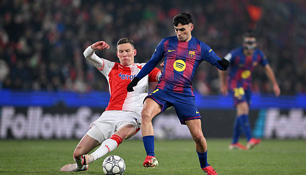Barca trả giá đắt cho chiến thắng trước Slavia Prague