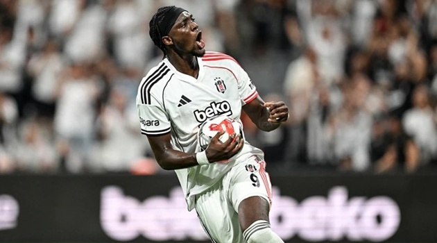 CHÍNH THỨC: Besiktas mua đứt Abraham để bán cho Aston Villa