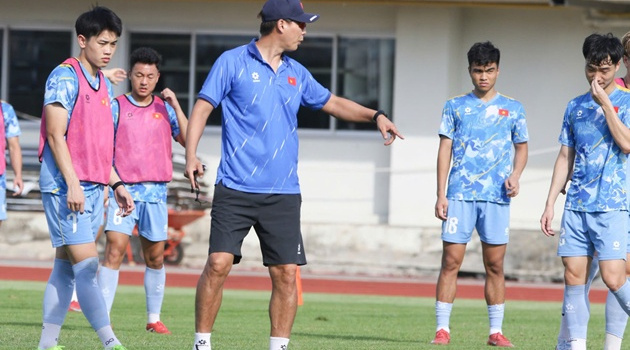 Đình Bắc và Trung Kiên được J-League săn đón
