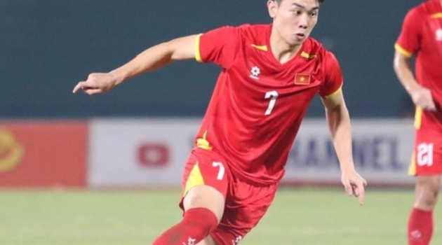 Đình Bắc không dám nhận so sánh với Quang Hải