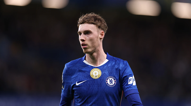 Nỗi nhớ nhà đẩy Cole Palmer đến gần Man Utd