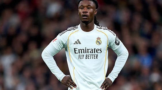 Liverpool tìm thấy lời giải cho hàng tiền vệ từ Camavinga