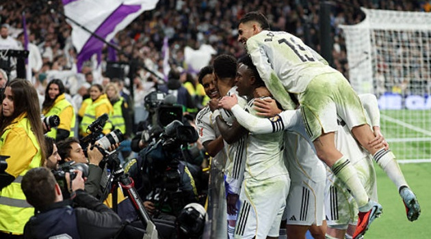 Mbappe chuộc tội ở phút 90+10 giúp Real hạ Rayo Vallecano