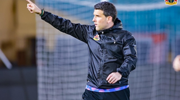 Mắng trọng tài là nỗi hổ thẹn, HLV Ninh Bình sắp lĩnh án