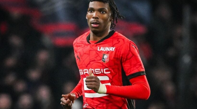 Paul Merson sốc nặng vì thương vụ 60 triệu bảng của Liverpool