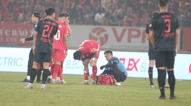 Báo Malaysia soi tử huyệt nhân sự tuyển Việt Nam