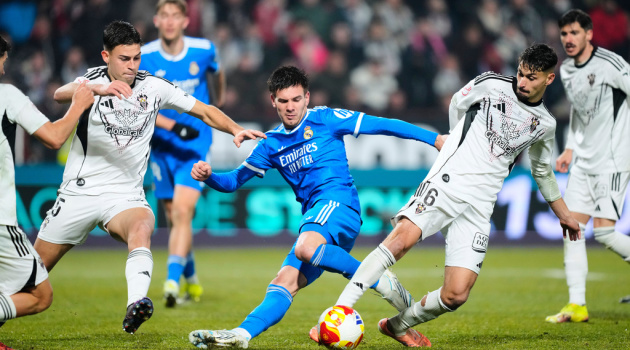 Hạ Real, HLV Albacete tuyên bố đánh bại luôn Barca