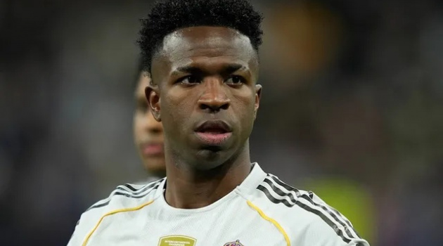 Soi trận Valencia vs Real: Kền kền trắng vượt khó