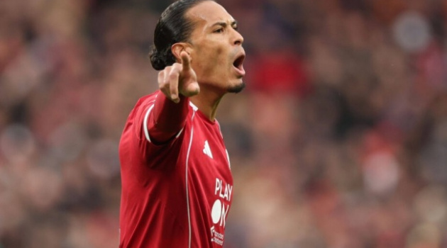 Van Dijk kỳ vọng bầu không khí Anfield rực lửa đấu Man City