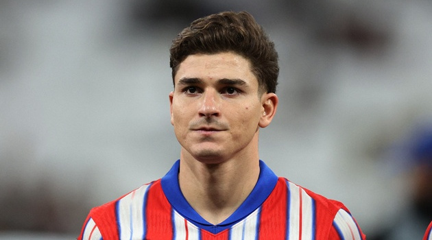 Chelsea chi 90 triệu euro tranh Julian Alvarez