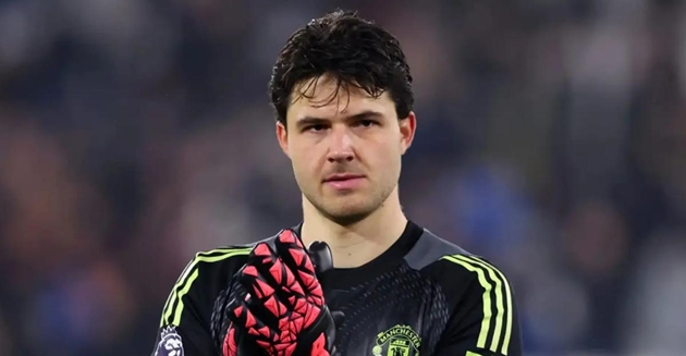 Thoát thua West Ham, Senne Lammens vẫn chỉ trích MU