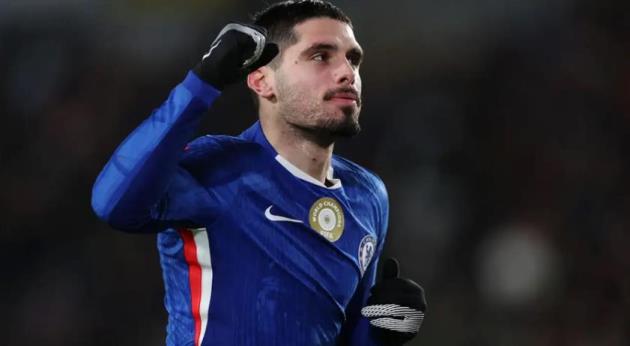 Pedro Neto hạnh phúc tột độ sau cú hat-trick