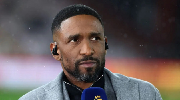 Defoe chê Eze đá như kéo phanh tay khiến Arsenal chia điểm