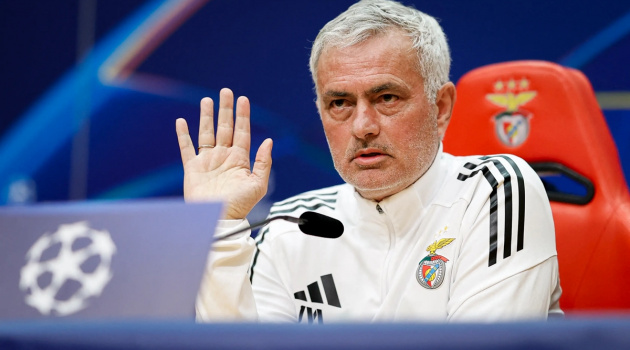 Tái đấu Real, Mourinho e ngại nhà vua bị thương
