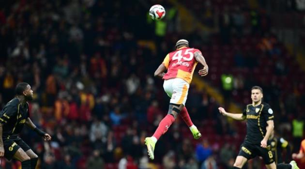 Galatasaray lập 5 kỷ lục sau màn vùi dập Juventus 5-2