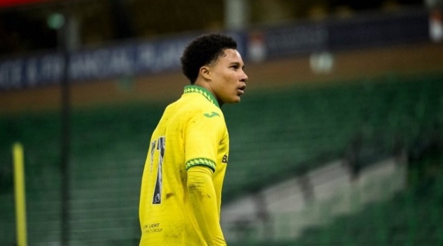 Here we go! Barca sắp hoàn tất thương vụ Ajay Tavares