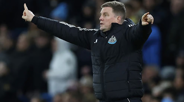 Eddie Howe từ chối đổ lỗi trọng tài dù Newcastle thua oan