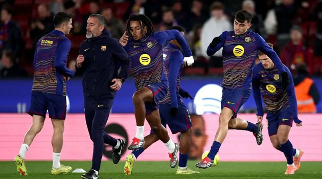 Flick xác nhận Pedri và Rashford tái xuất đấu Levante