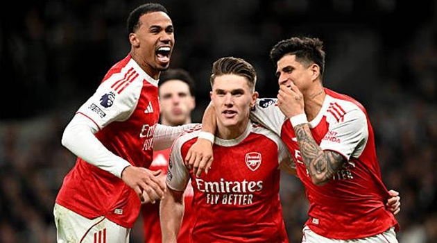 Cú đúp vào lưới Tottenham khẳng định đẳng cấp của Gyokeres