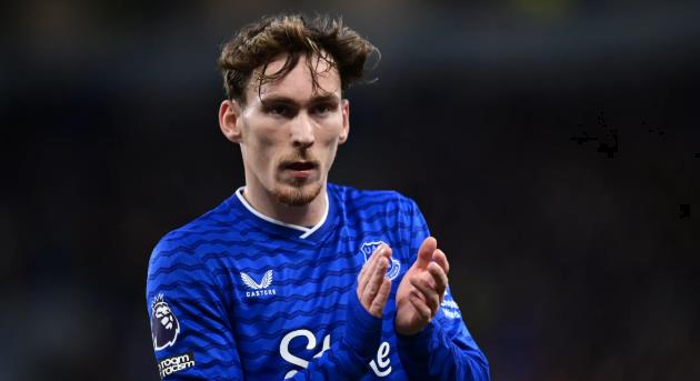 David Moyes sẽ mắc sai lầm nếu hy sinh James Garner trước MU