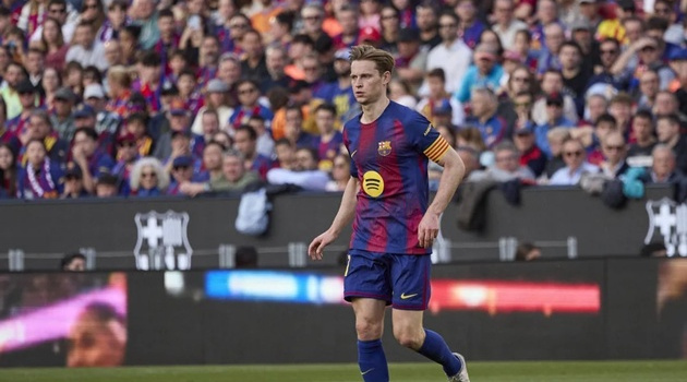 De Jong nghỉ 1 tháng, lỡ vòng 1/8 Champions League