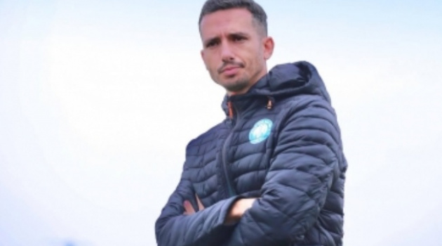 Báo Malaysia ngỡ ngàng khi Nam Định thay tướng đột ngột