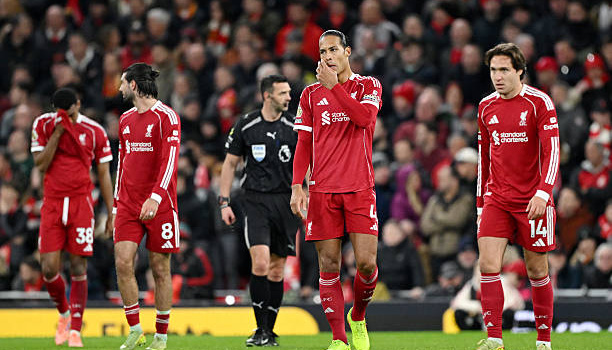 Galatasaray chỉ là khởi đầu cho bão táp chờ đợi Liverpool