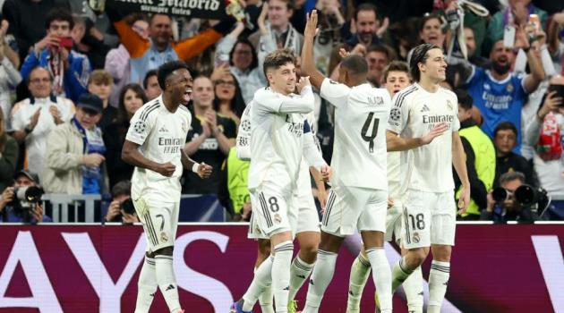 Arbeloa đặt cược vào Rodrygo và hàng thủ chắp vá để cứu Real