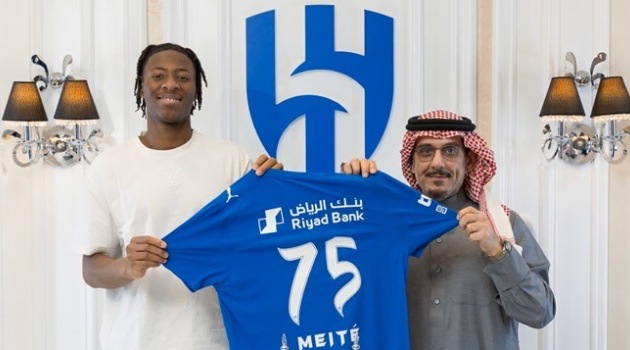 Bóng đá Pháp nhắm mắt bán lúa non cho Saudi để sinh tồn