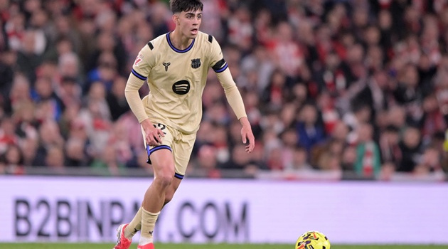 Sao trẻ Barca gặp vấn đề dạ dày