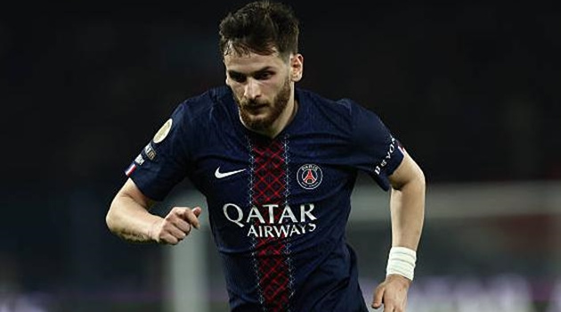 Tin đồn chuyển nhượng tối 8/3: Arsenal theo đuổi Kvaratskhelia; Chelsea bạo chi cho Lautaro Martinez