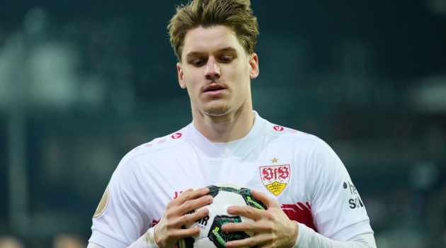 Kế thừa di sản Van Dijk, Liverpool cần trò cưng của Slot