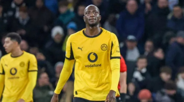 Soi trận Borussia Dortmund vs Augsburg: Đòi nợ tại Signal Iduna Park