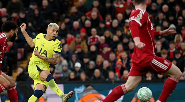 Bản lĩnh đua trụ hạng của Richarlison cứu rỗi Tottenham